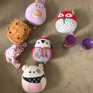 Squshmallows stuffed animals and cups